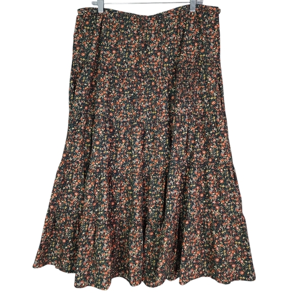 DOENPetit Jardin Floral Print Skirt